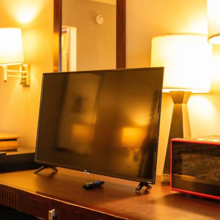 Executive Inn Yanceyville 외부 사진